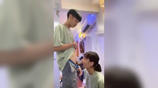 nhờ chị họ bú cu