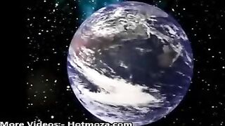 Khỏa thân trên truyền hình.