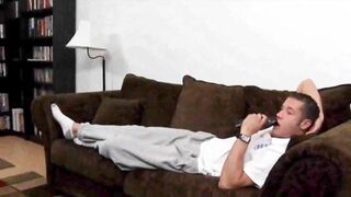 Người mẹ đĩ thõa dâm đãng