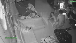 Tôi có cô vợ xinh đẹp nên ngày nào cũng phải làm vài nháy