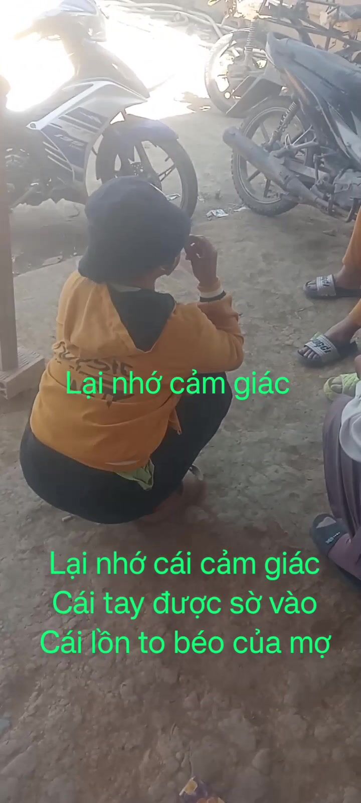 Đợi đụ mợ