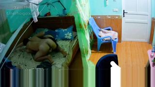 Em gãy đúng chỗ ngứa, đang coi sex nứng