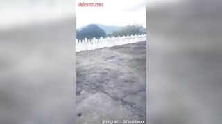 đang làm bài tập mà thằng bạn cứ dí con cu vào mồm đòi được bú