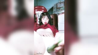 Clip Sex Nguyễn Thị Hoa 2ka9 Nhét Nguyên Trái Dưa Chuột To Vô Lồn