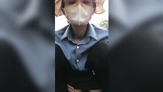 Em gái đi rẫy nứng lồn