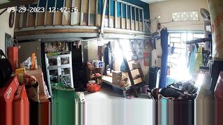 Đi làm về mệt có cái lồn húp cũng đỡ mệt hơn