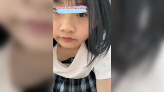 BẢO THY LỚP 10 THỦ DÂM TẠI NHÀ