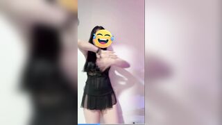 Clip nhảy của em Yuyu cực phê