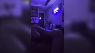 Clip em yuyu trườn