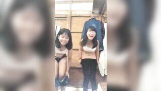 Có con bạn thân được quá nhề, show hàng cũng phải show chung