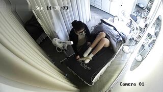Hack cam Spa : Em gái đi triệt lông lồn