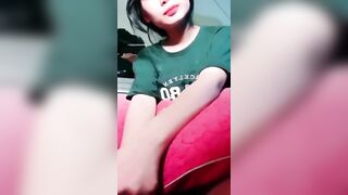 Clip em gái móc lồn thủ dâm nhìn nứng phê loài cặc