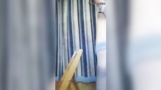 Thủ dâm với chiếc ghế cực dâm