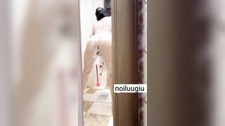 có nên chạy vào đút gậy 15cm vào luôn k ae