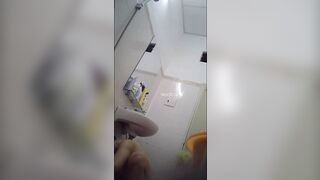 Video Quay Lén Chị Gái Tắm Nuốt Ruồi Ngay Mông Tráii