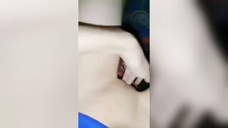 Em gái nửa đêm nứng lồn