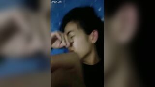 Em Sướng Quá Nhưng Không Dám Rên Too