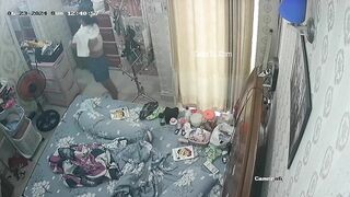 Camera Quay Lén Gái Mới Lớn Thay Đồ Vú Siêu Ngonn