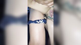 gà đồi cá sông anh em thích cái nào