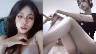 Clip Sex Bùi Thị Thu Hồng 2k5 Sinh Viên Năm 2 Bím Hồng Địt Tê Cặcc