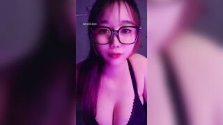 Idol Tiktok Bé Nhi Lộ Clip Show Hàng Siêu Căng Siêu Bự