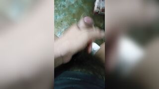 Cac nhỏ nhưng thích thủ dâm