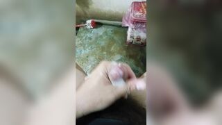 Cac nhỏ nhưng thích thủ dâm