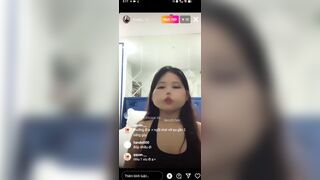 Vào Nhà Nghỉ Show Hàng Ai Tới Trước Được Fuckk