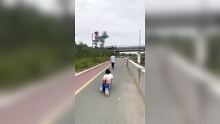 Em học sinh nghiện public móc lồn sau ông già