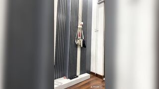 2 em gái xinh live fb 7