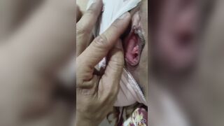 Nghịch cái lồn e ny dâm đãng