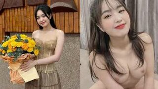 Hot Girl Phương Anh Quằn Quại Vì Con Cu 20cm Của Anh Người Yêuu