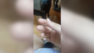 Em ny học sinh nghiện thủ dâm