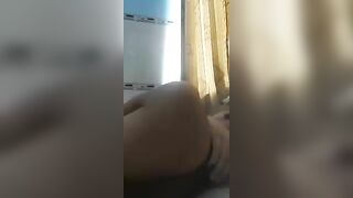 Thanh niên Chăn Bé Lớp 11 Vào Nhà Nghỉ Địt Phê Lòi
