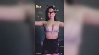 Em Huệ Nhi Làm LG Display Đào Ngon Chat Sex Kín Leakk