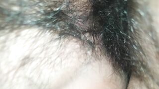 Đụ vợ dâm mu lồn nhiều lông bắn tinh trùng đầy vô mu lồn