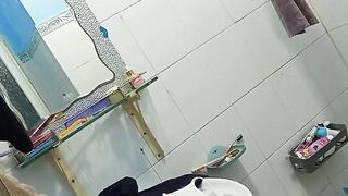 Nguyễn Thị Diệu Bị Anh Trai Đặt Camera Quay Lén Trong Phòng Tắmm
