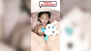 EM GÁI K7 Ở NHÀ THỦ DÂM BẰNG VẬT LẠ