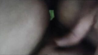 Sờ lồn mẹ vợ thằng bạn 2