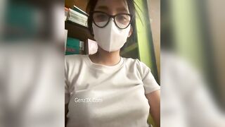Vào Thư Viện Tự Học Nhưng Mà Nó Lạ Lắmm