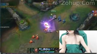 Chơi game kỹ năng thì e hơi yếu nhưng kỹ năng móc lồn thì bá đạo rùi