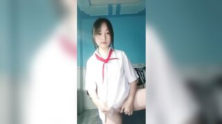 Cô bé quàng khăn đỏ