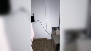 Naomi live nhảy sexy