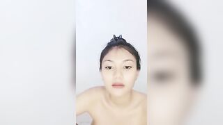 Natural Big Tits Indo MILF Live
