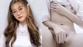 Học Sinh Cấp 3 Thiếu Tiền Mua Sắm Xài Vốn Sẵn Có