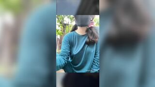 Cô bé nứng l