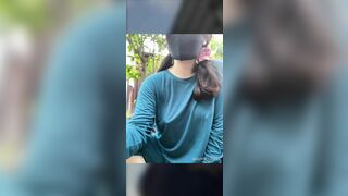 Cô bé nứng l