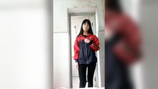 Em gái lột đồ nhạc chill phần 1