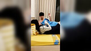 Được chị đồng nghiệp cho nướng nhờ củ khoai cực dâm