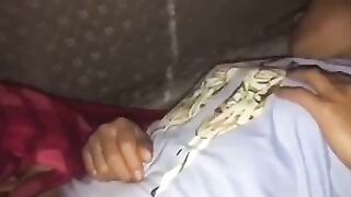 Địt lén cháu họ đang ngủ